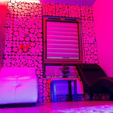 غدانسك Private Paradise Jazuzzi المظهر الخارجي الصورة