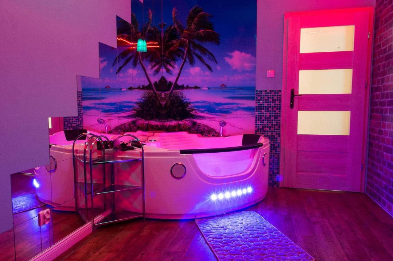 غدانسك Private Paradise Jazuzzi المظهر الخارجي الصورة